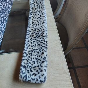 Leopard Print Faux Fur Scarf
